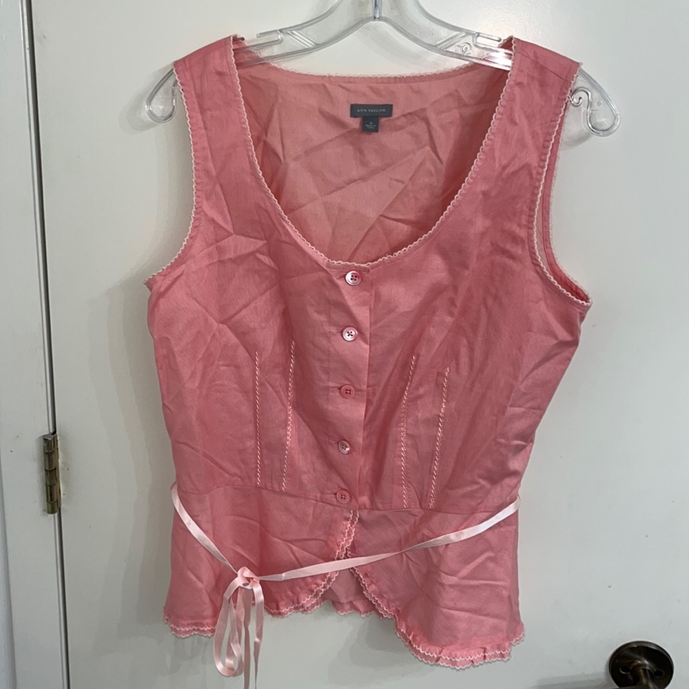 3/$25 ANN TAYLOR vest-like blouse top